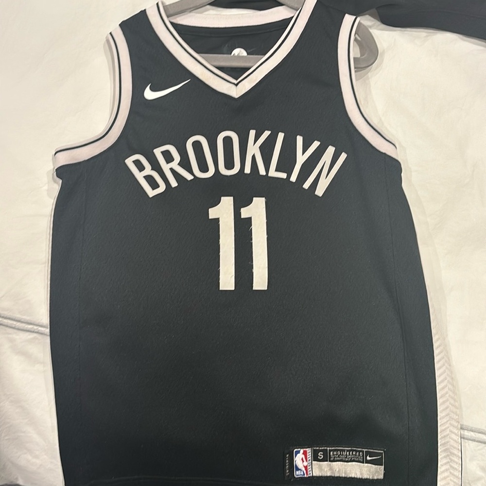 NBA Brooklyn nets Irving jersey